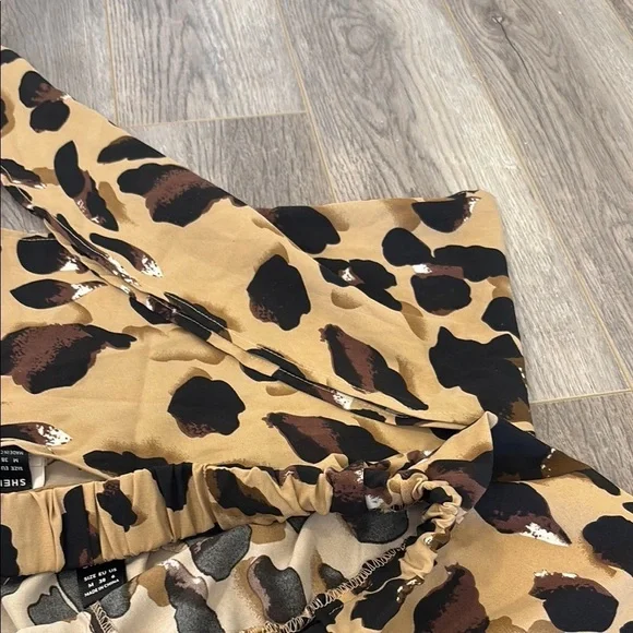 SHEIN Leopard Print Two-Piece Set - Picture 8 of 8